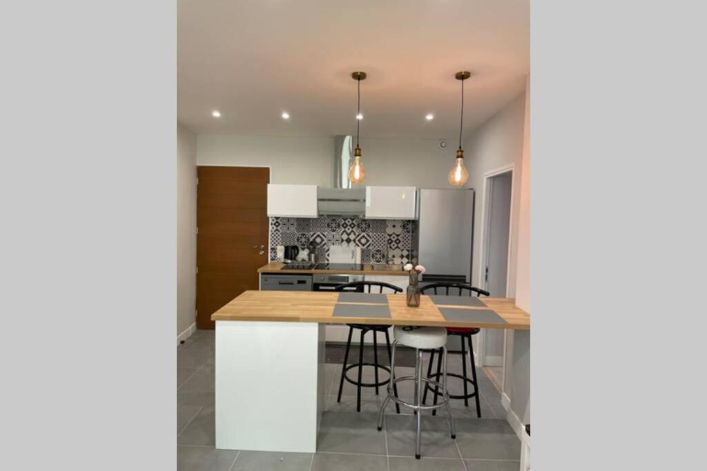 Appartement Tres Spacieux & Coupery Guillaumes Buitenkant foto